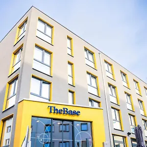 The Base One Отель Берлин